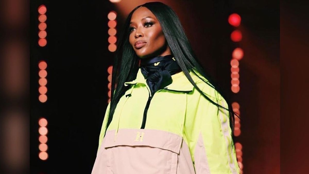 Наомі Кемпбелл постала в образі зухвалої блондинки у новій фотосесії: ефектні кадри