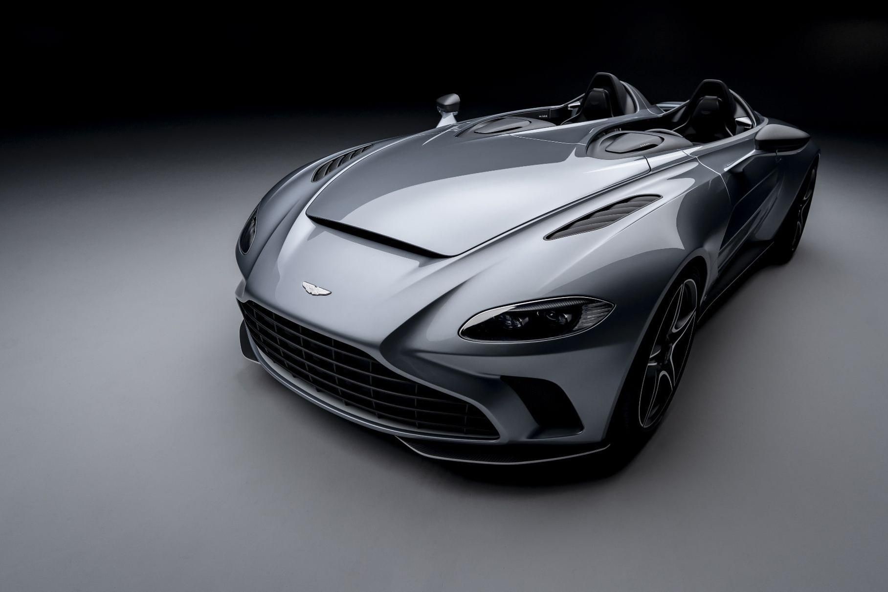 Представлено ексклюзивний Aston Martin V12 Speedster: кількість авто обмежена