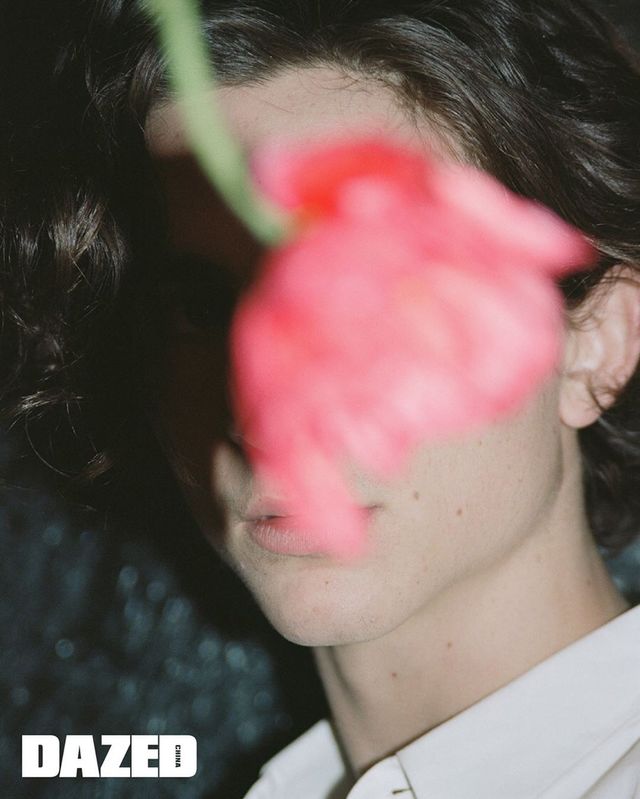 Король стилю: Тімоті Шаламе знявся для журналу Dazed China - фото 390093