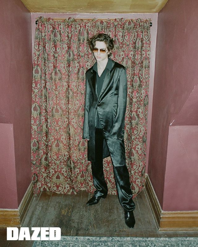 Король стилю: Тімоті Шаламе знявся для журналу Dazed China - фото 390099