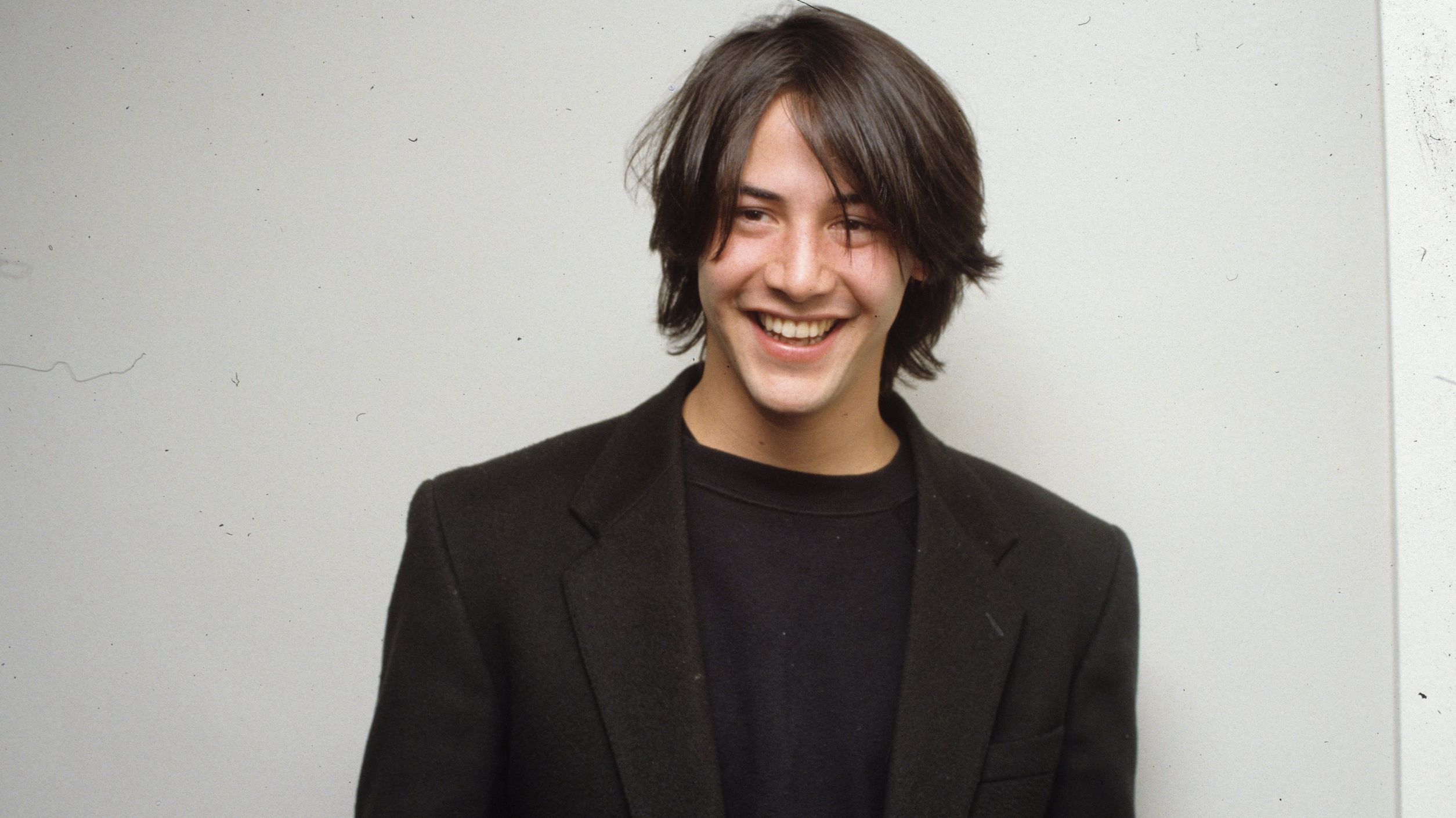 З чого починали голлівудські зірки: фотопорівняння дебютних та крайніх ролей