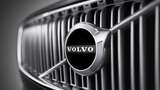 Volvo готує до прем'єри два нові кросовери