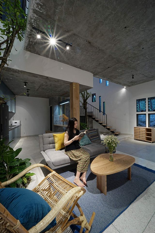 У В'єтнамі звели сучасний дім для любительки ромашок: ефектні фото - фото 390852