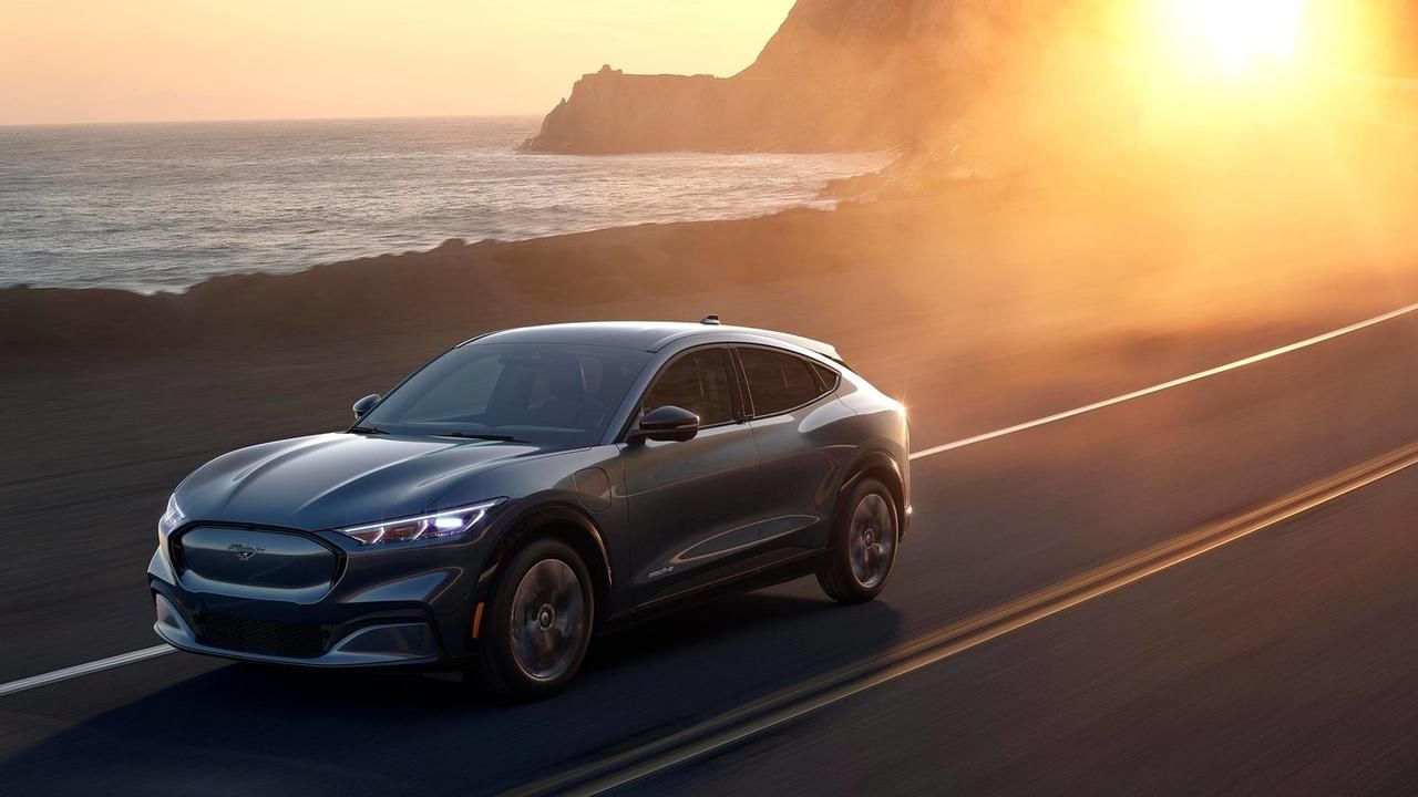 Геймери допоможуть Ford створити перший віртуальний спорткар