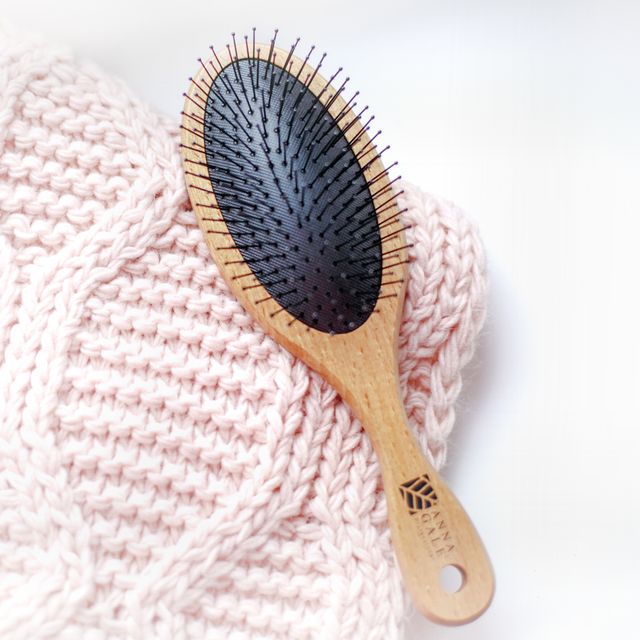 Щітки та гребінці міняємо кожні пів року - фото 391540