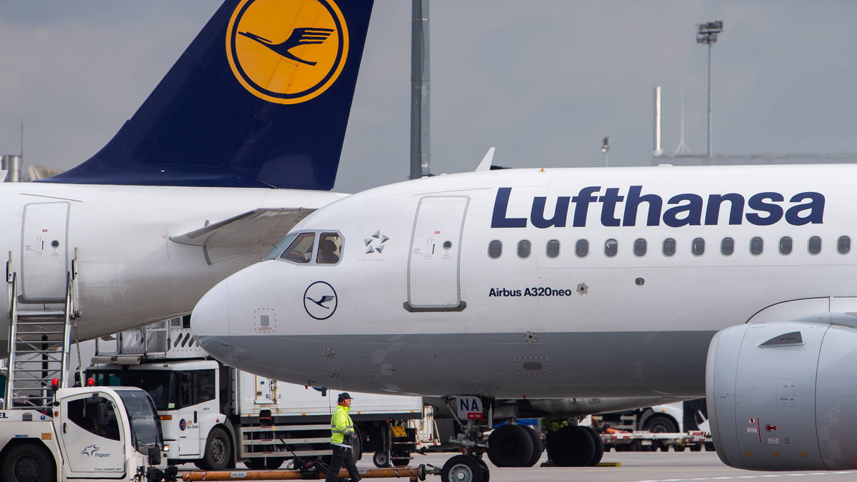 Lufthansa - фото 1
