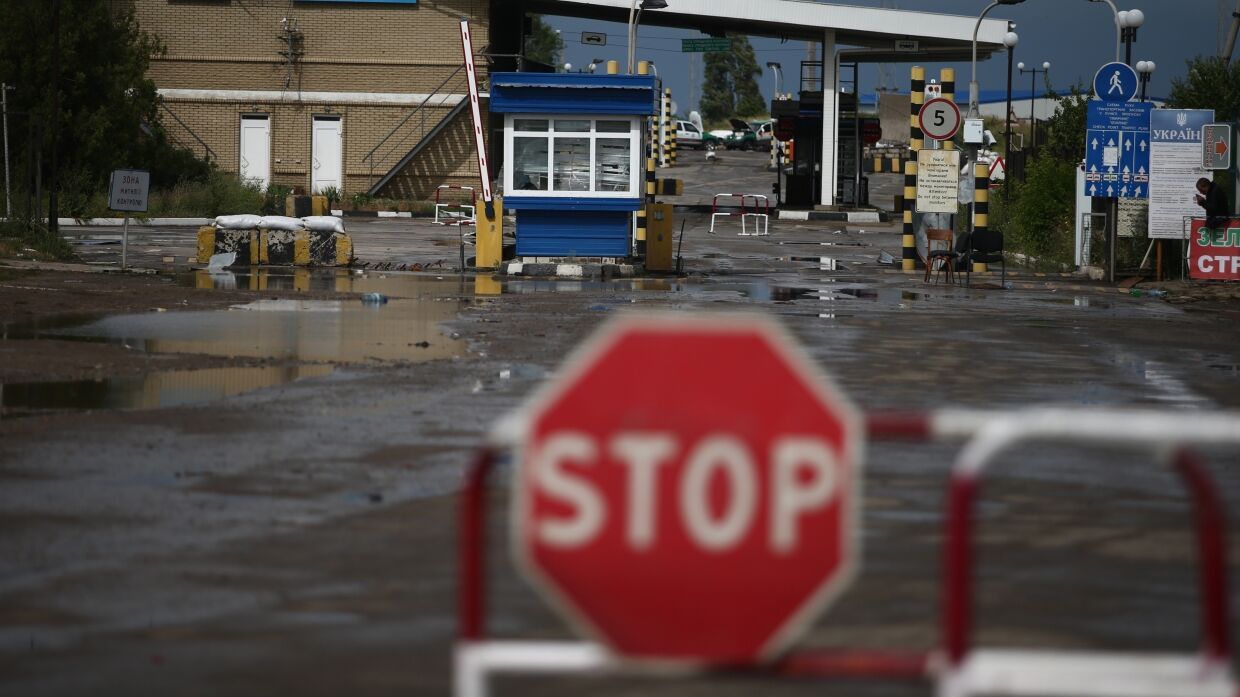 КПП в Україні будуть закритими для іноземців з 15 березня - фото 1