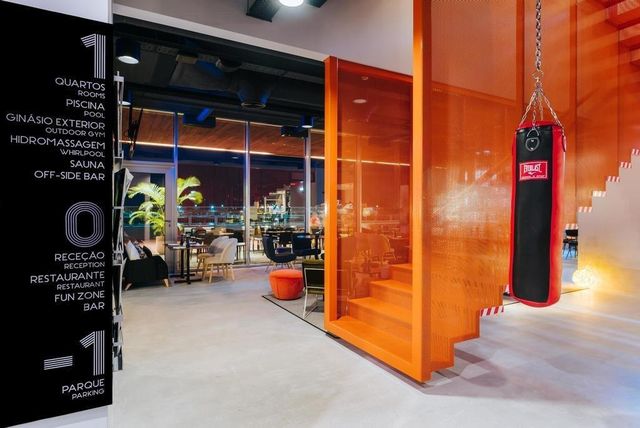 Кріштіану Роналду віддасть свої готелі під лікарні для боротьби з коронавірусом - фото 392197