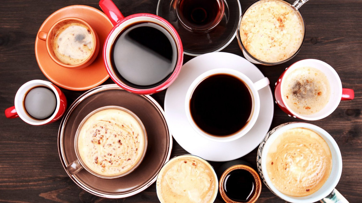Науковці рекомендують протягом дня випивати 4 чашки кави - фото 1