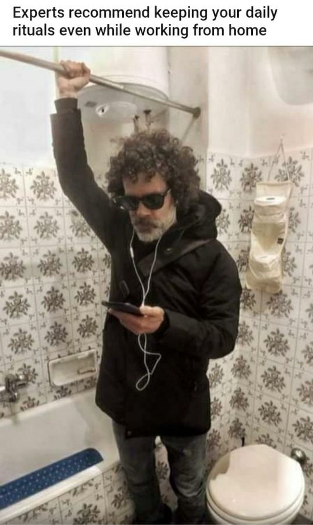 Робота на карантині: найкращі меми у мережі - фото 392664