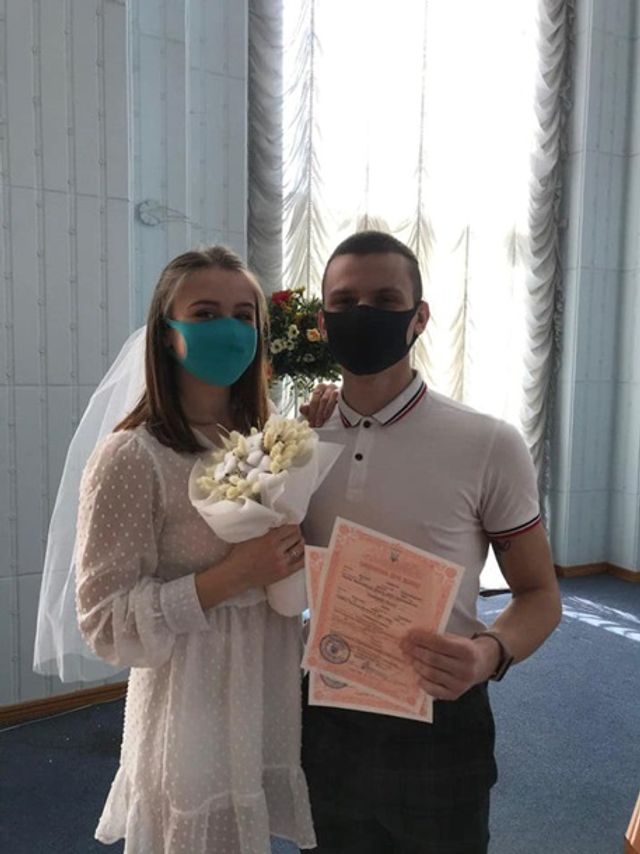 З'явилися фотографії українських весіль під час карантину - фото 393171
