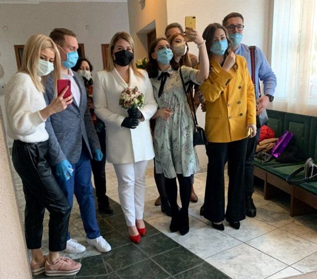 З'явилися фотографії українських весіль під час карантину - фото 393173
