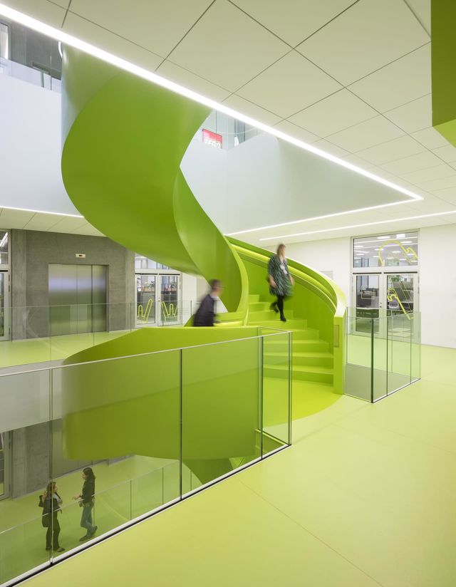 Як виглядає офіс компанії LEGO в Данії: ефектні фото - фото 393305