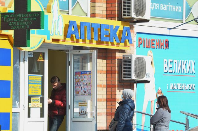 Київ вводить обмеження щодо відвідування магазинів - фото 393472