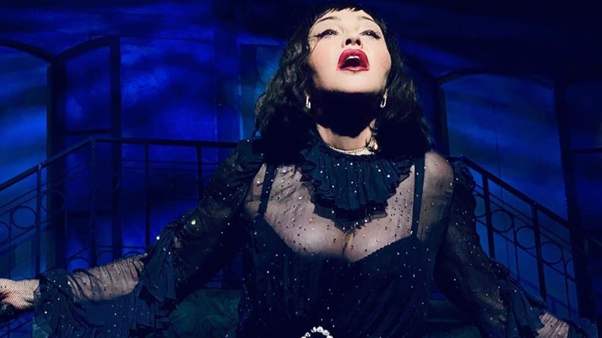 Мадонна - фото 1