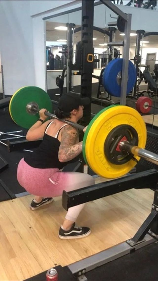 Британка схудла на 30 кг через скасоване побачення: фото до і після - фото 393789