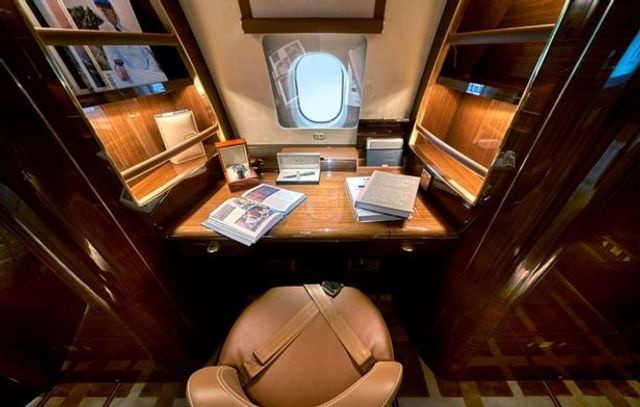 У мережі показали салон розкішного приватного літака - фото 393869