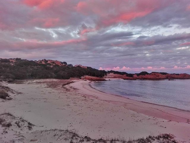 Італієць, який 30 років прожив на острові, розповів, як перенести самоізоляцію - фото 393926