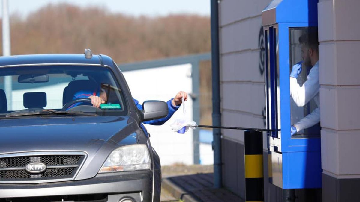 Corona Drive In: у Швейцарії з'явилися кіоски з експрес-тестами на COVID-19 - фото 1