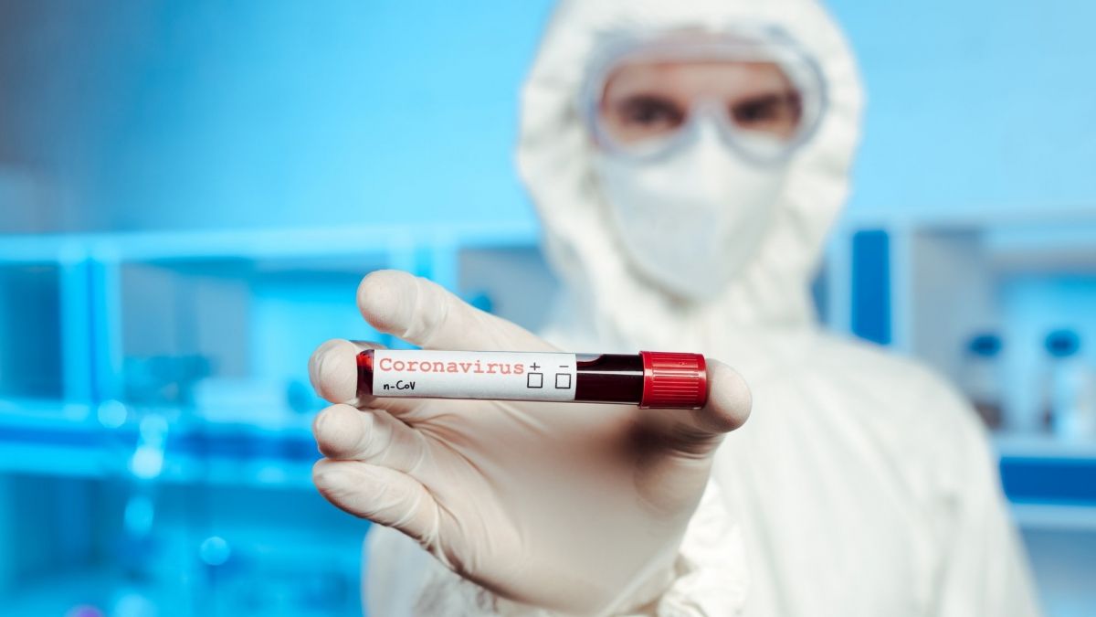 Коли носії COVID-19 найбільш заразні: відповідь вчених