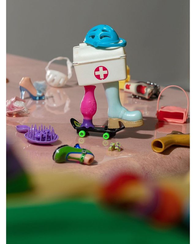 Фешн-фотограф показує, як потрібно проводити час на карантині: ефектні фото - фото 394509