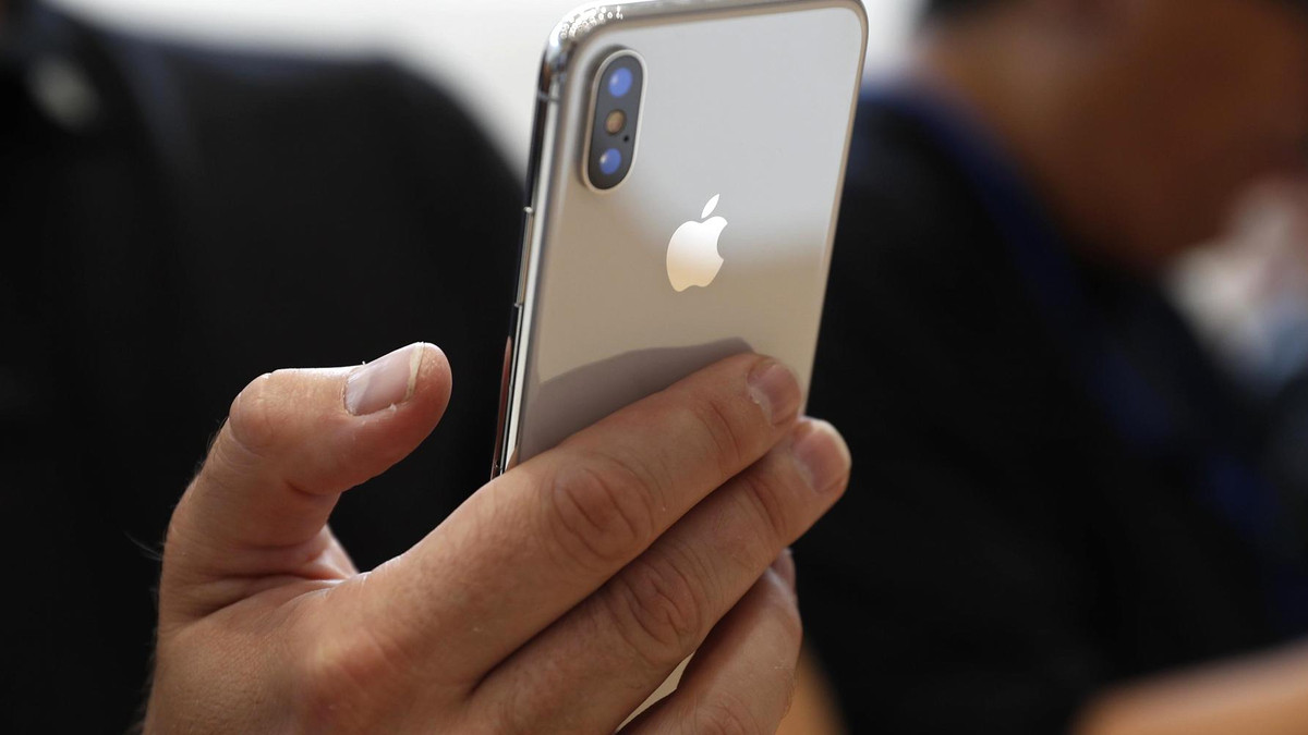 Apple турбується про власників своїх гаджетів - фото 1