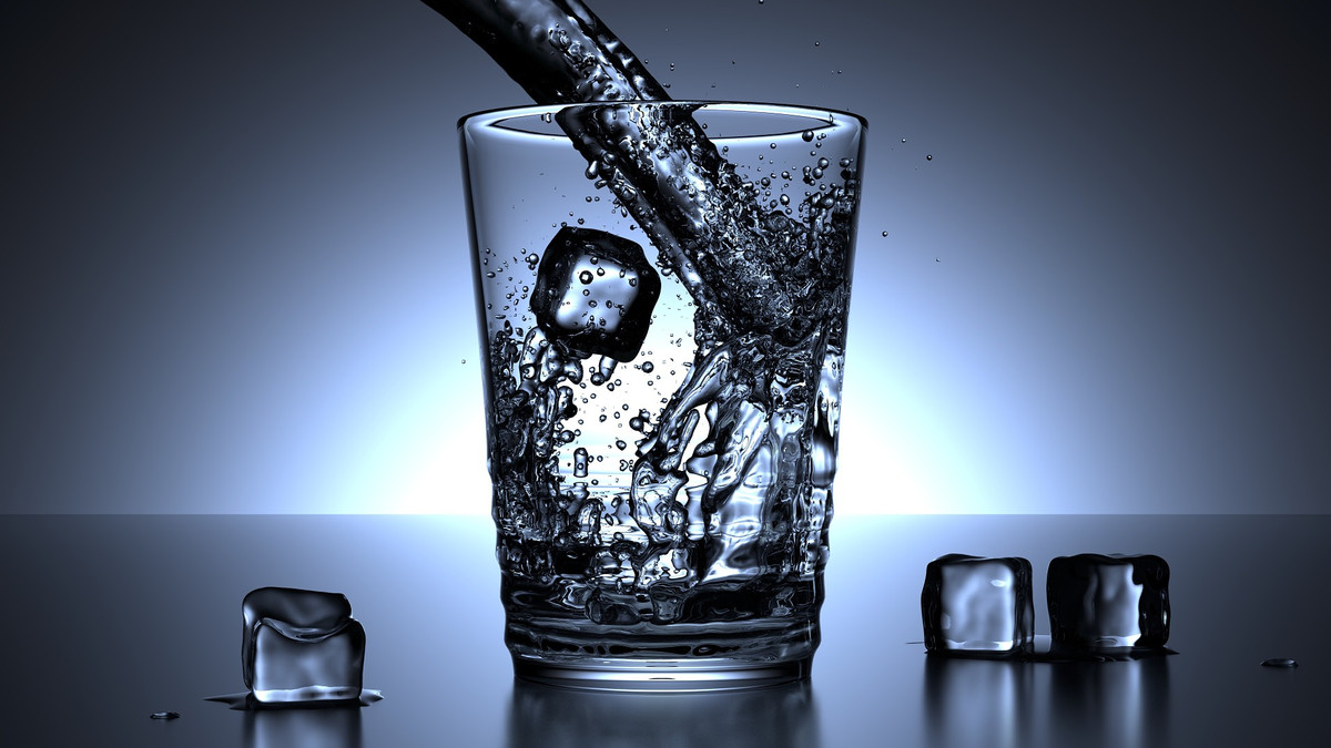 Фокус зі склянкою і водою - фото 1