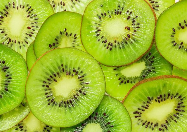 10 продуктів, які допоможуть зберігати здоров'я під час самоізоляції - фото 395768