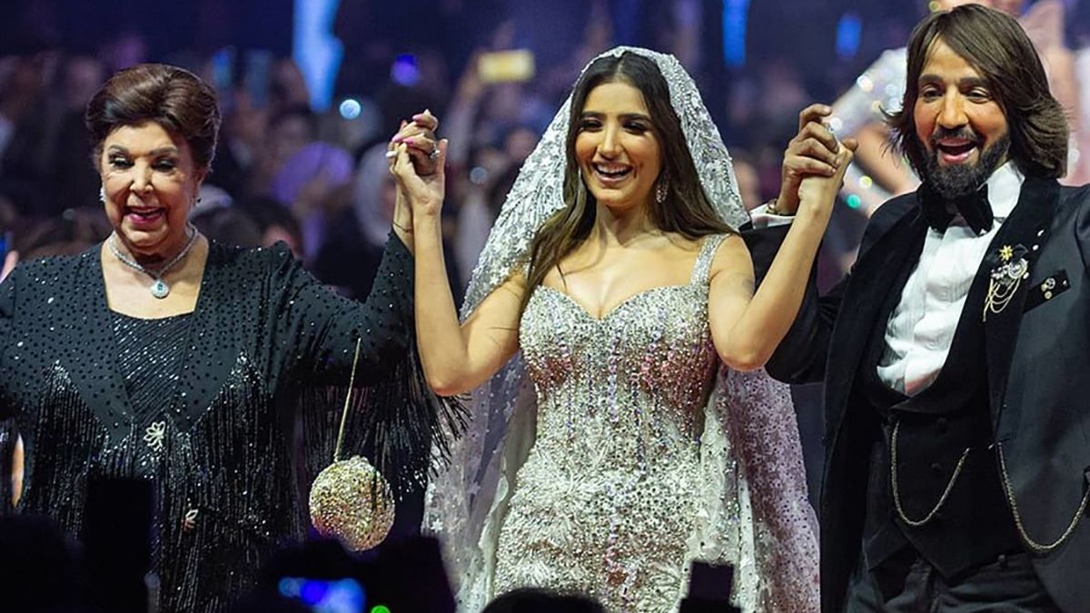 Так виглядає найдорожча у світі весільна сукня