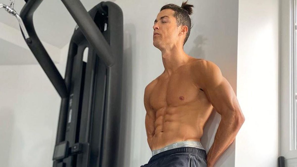 Кріштіану Роналду запустив новий челендж під час карантину: відео