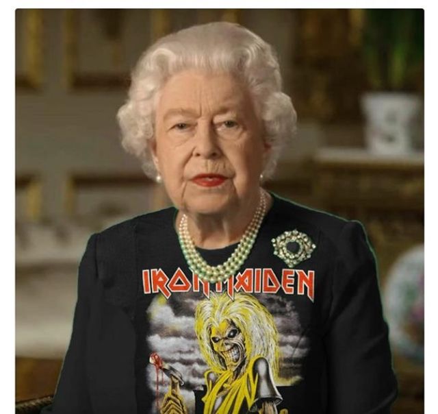 Єлизавету II перетворили на новий мем - фото 396699