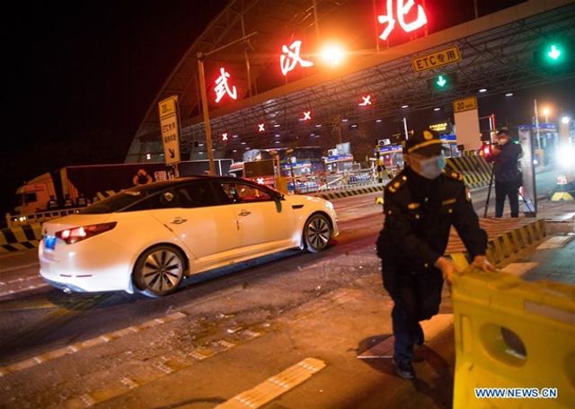 Як Ухань повертається до життя після карантину: фоторепортаж - фото 397089