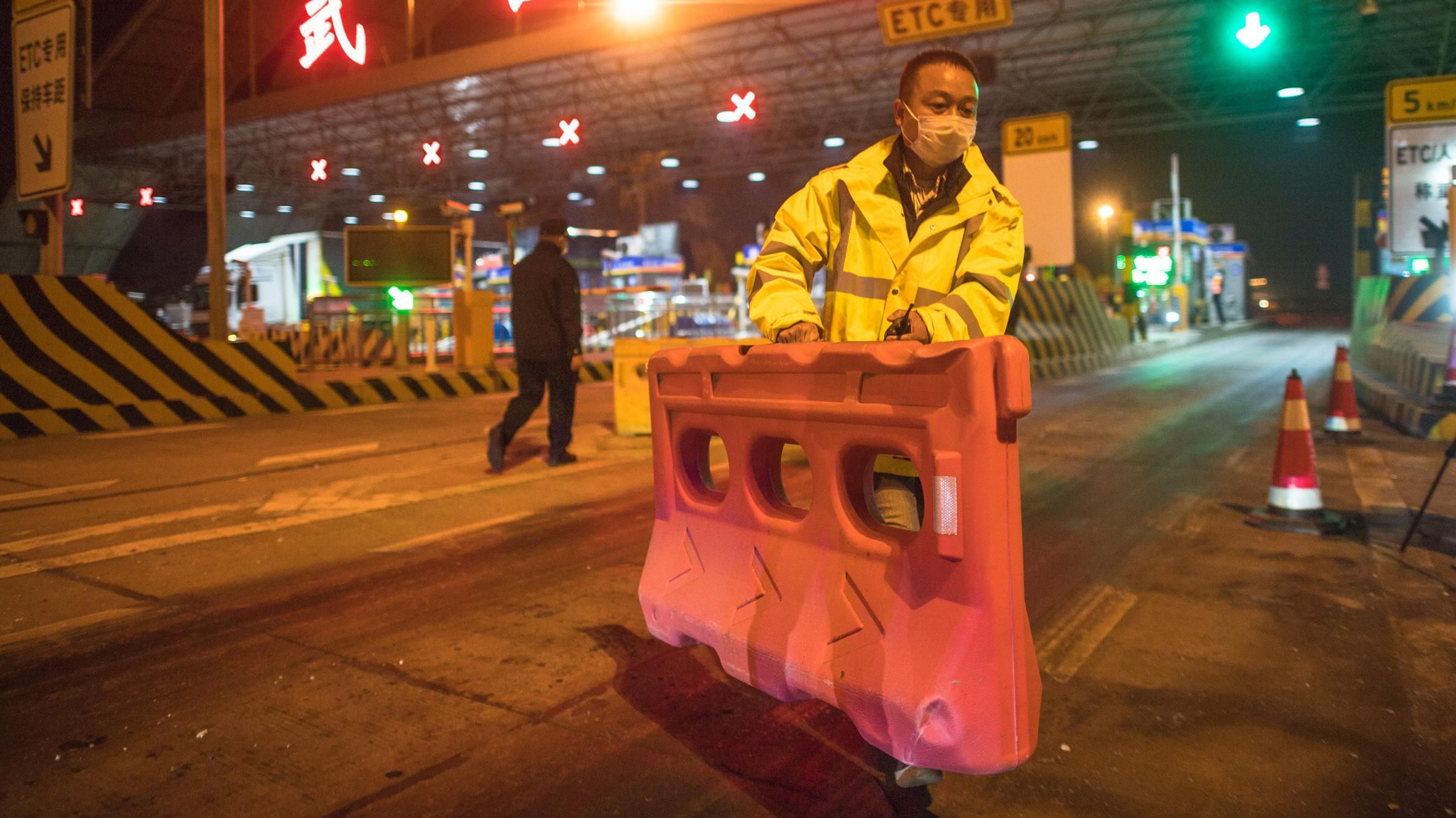 Як Ухань повертається до життя після карантину: фоторепортаж