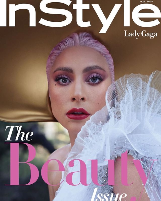 Леді Гага знялася в піджаку на голе тіло: гарячі фото - фото 397129