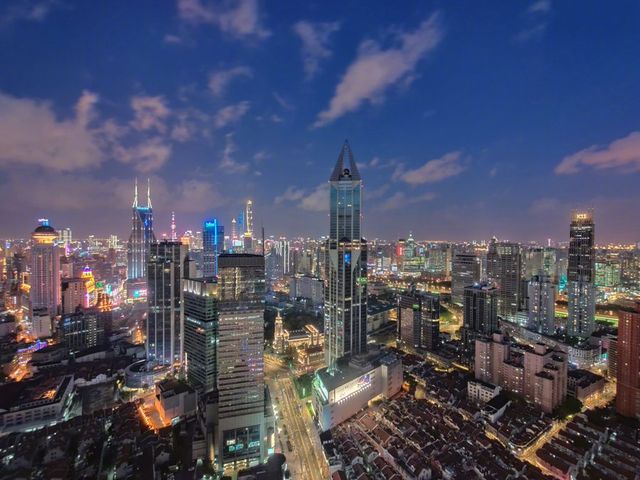 У мережі з'явилися перші фото, зняті на OnePlus 8 Pro - фото 397150