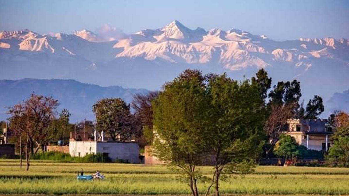 Вперше за 30 років над Гімалаями розійшлися хмари: фотофакт