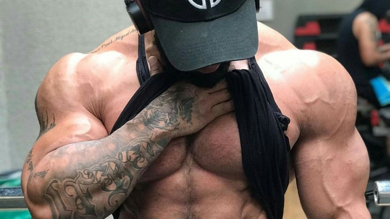 Який м'яз у чоловіків найбільше подобається жінкам