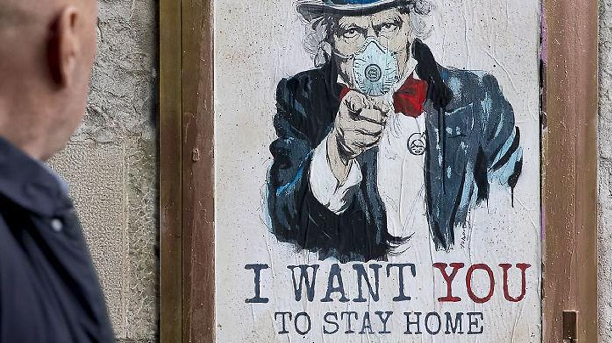 Потужні графіті про коронавірус: добірка фото з усього світу