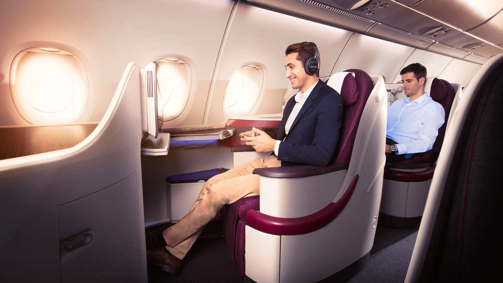 Чоловік зімітував політ бізнес-класом у ванній: курйозне відео