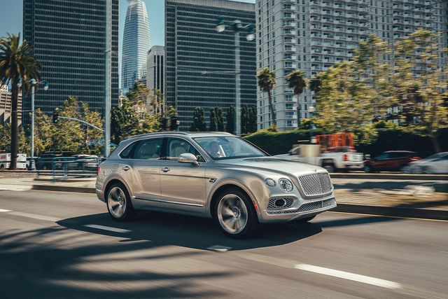 Сумнівна економія: розраховано реальний розхід палива гібридного Bentley Bentayga - фото 398073