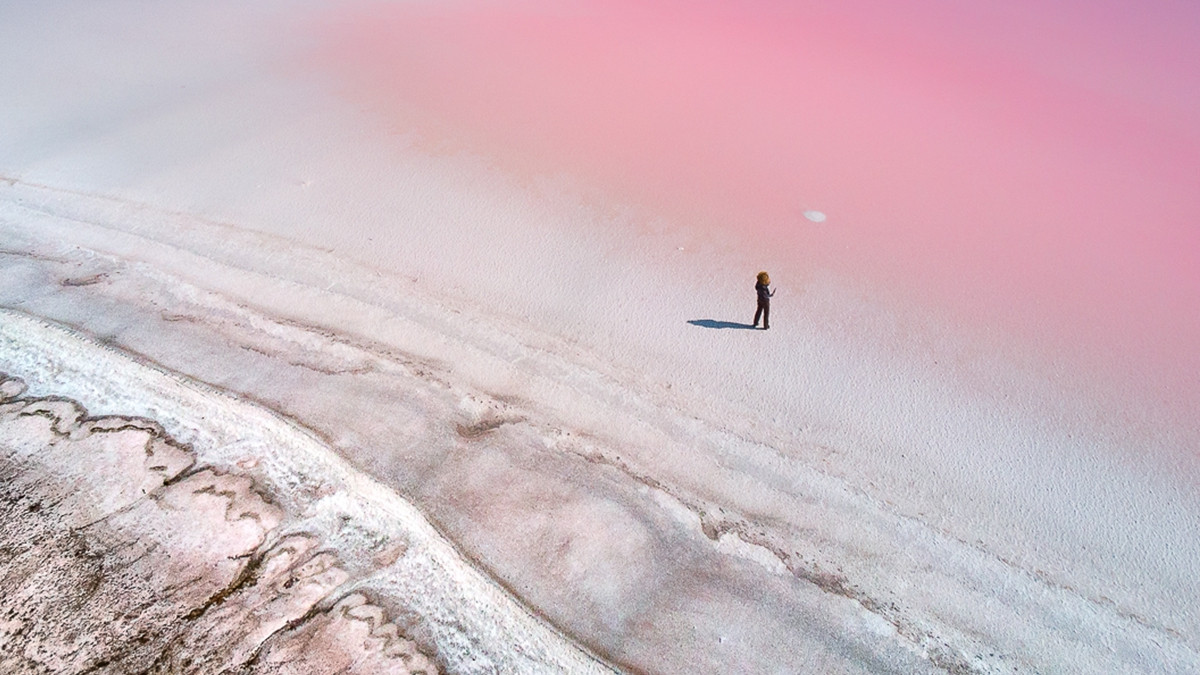 Знімки рожевих озер на Херсонщині потрапили у National Geographic - фото 1