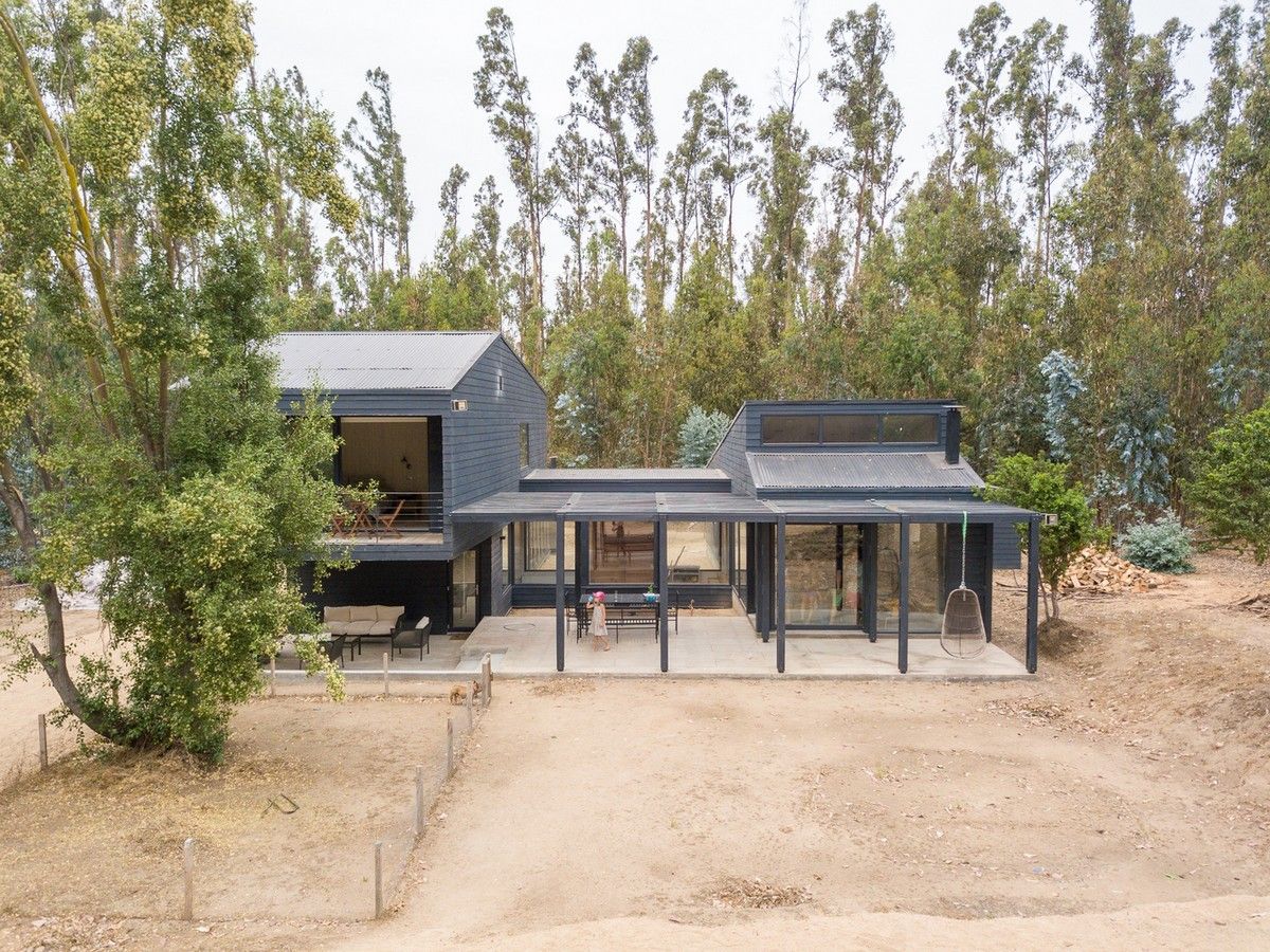 Як виглядає заміський будиночок в Чилі, де ідеально проводити карантин