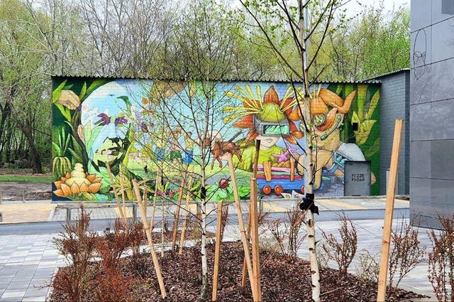 У Києві з'явився новий яскравий мурал: фотофакт - фото 398454