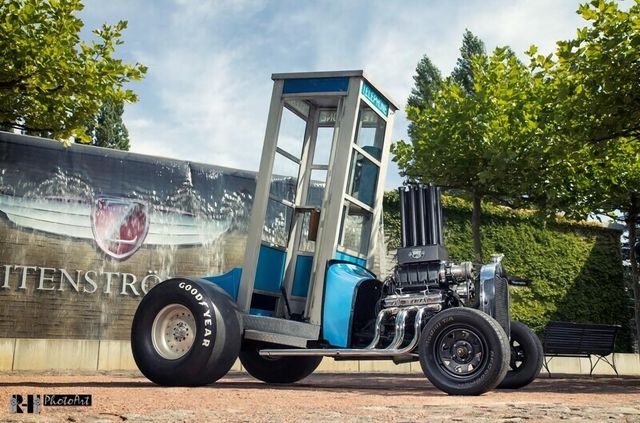 З молотка піде хот-род з кабіною у вигляді телефонної будки - фото 398463