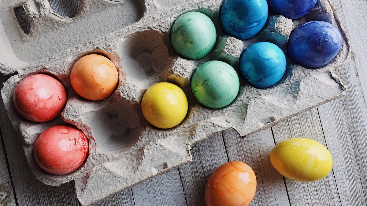 Як пофарбувати яйця вдома - фото 1