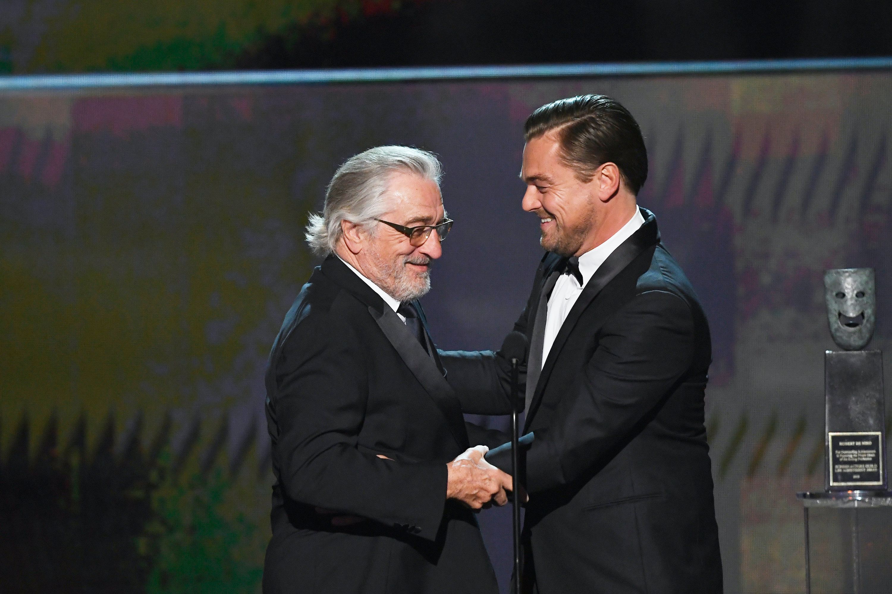 Ді Капріо та Де Ніро пропонують знятися з ними в кіно задля боротьби з пандемією