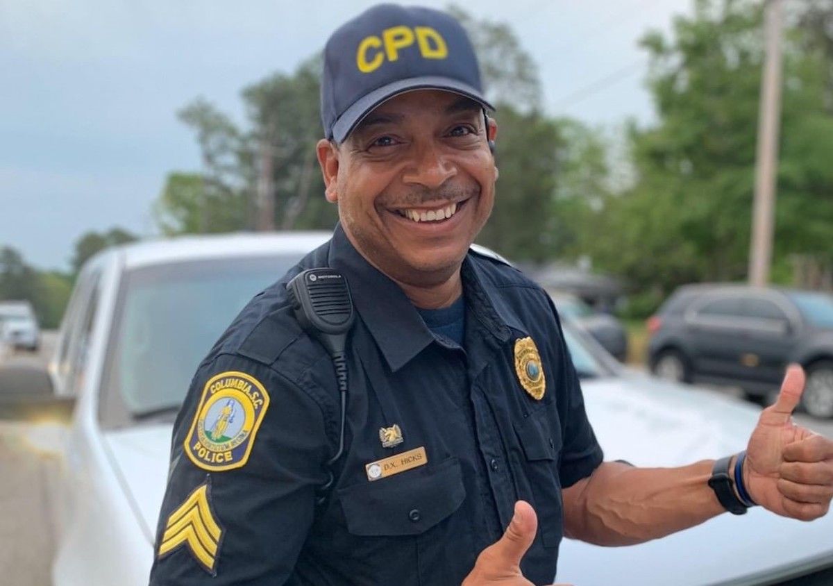 Поліцейські в Колумбії танцюють зумбу - фото 1