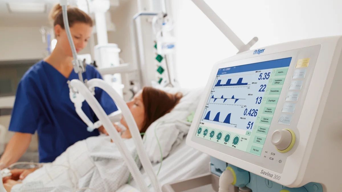 Ferrari почала випуск компонентів для апаратів ШВЛ