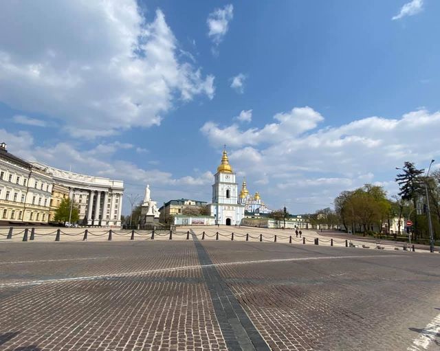 Великдень 2020: знімки спорожнілого Києва здивували мережу - фото 399056