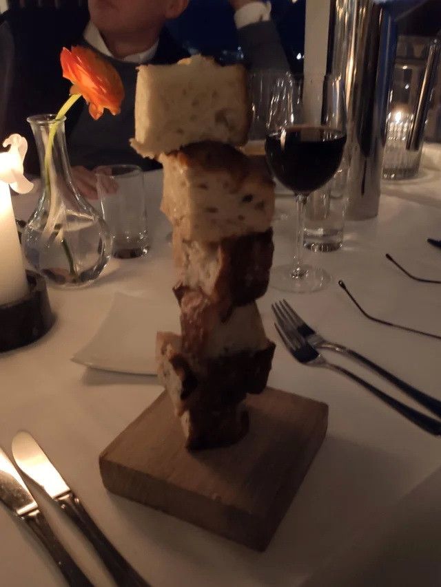 Дивна презентація страв у закладах, яка викликає подив і шок (фото) - фото 399087